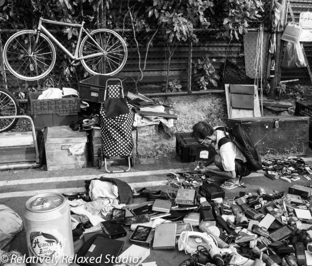 1780969 286211731535306 1986993339 o 620x528 Sungei Road Thieves’ Market   Singapore’s Oldest Flea Market shutter strut photography guest post social media  Sungei Road Thieves’ Market Singapore Singapore’s Oldest Flea Market Singapore Old World Charm Singapore Largest Flea Market Places to visit in Singapore 