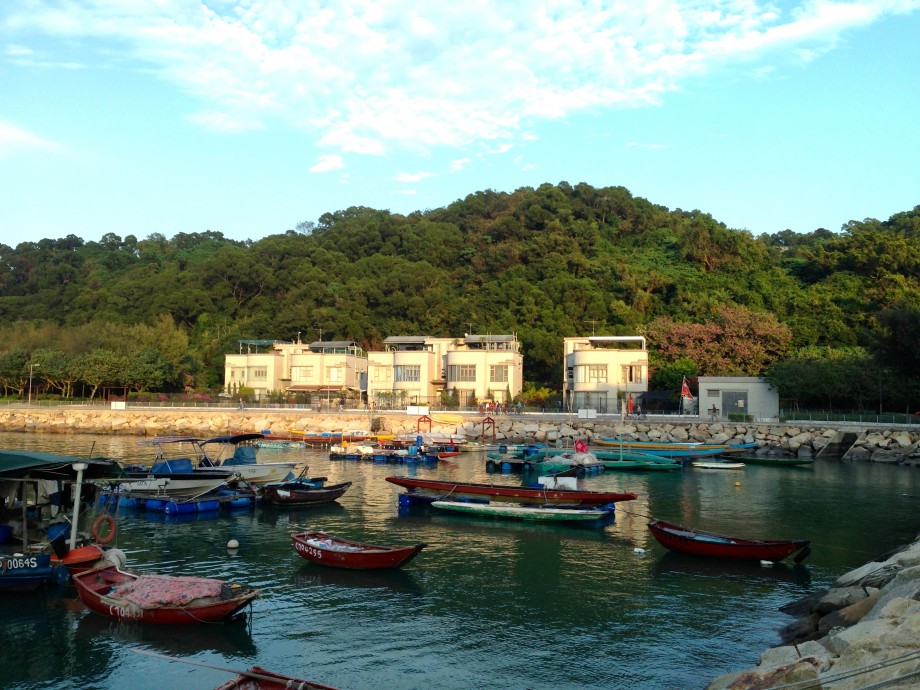 Peaceful View Of Cheung Chau Fishing Village - AspirantSG