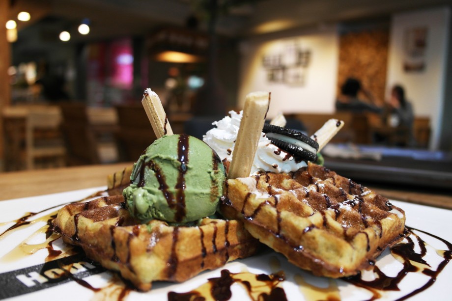 Green Tea Cookie Waffle Homestead Coffee Seoul Korea - AspirantSG