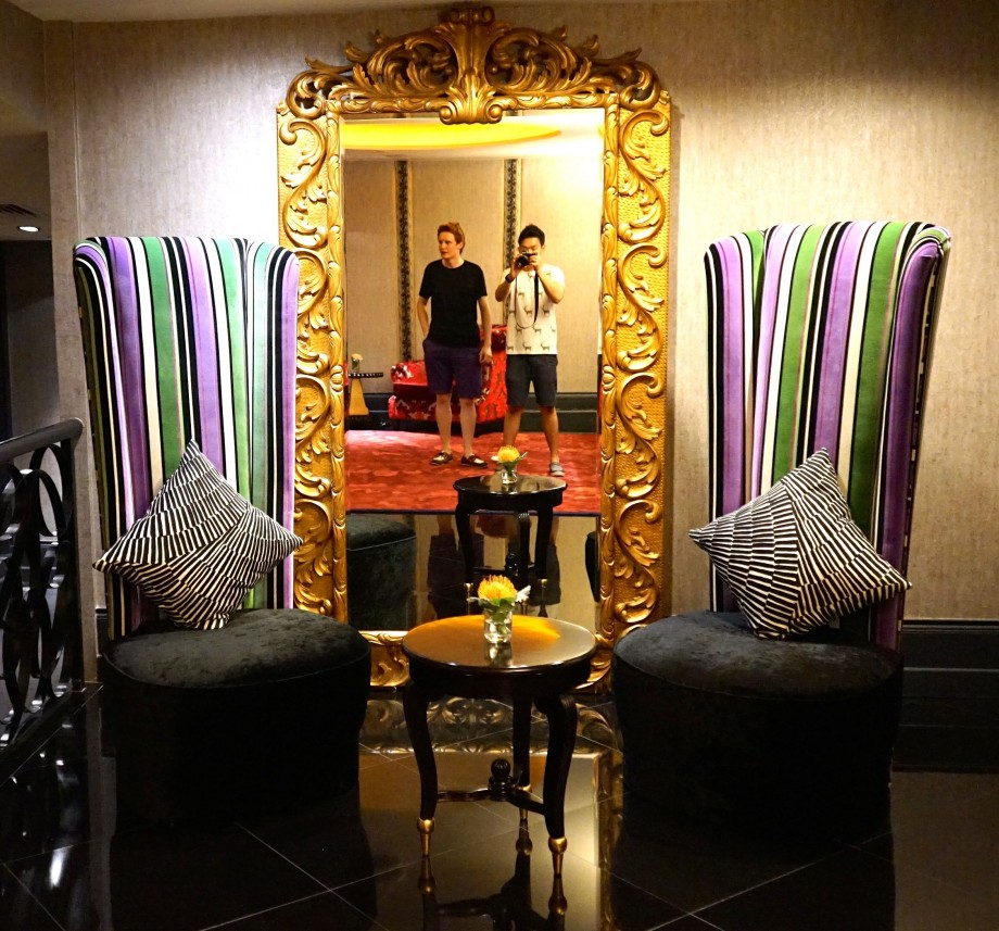Giant Mirror With Waiting Chairs Scarlet Hotel Singapore - AspirantSG