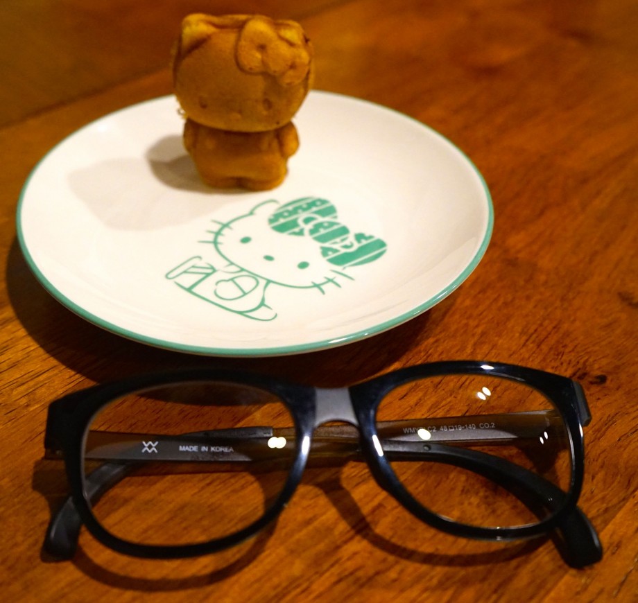 Transitions Signature Lens With Hello Kitty - AspirantSG