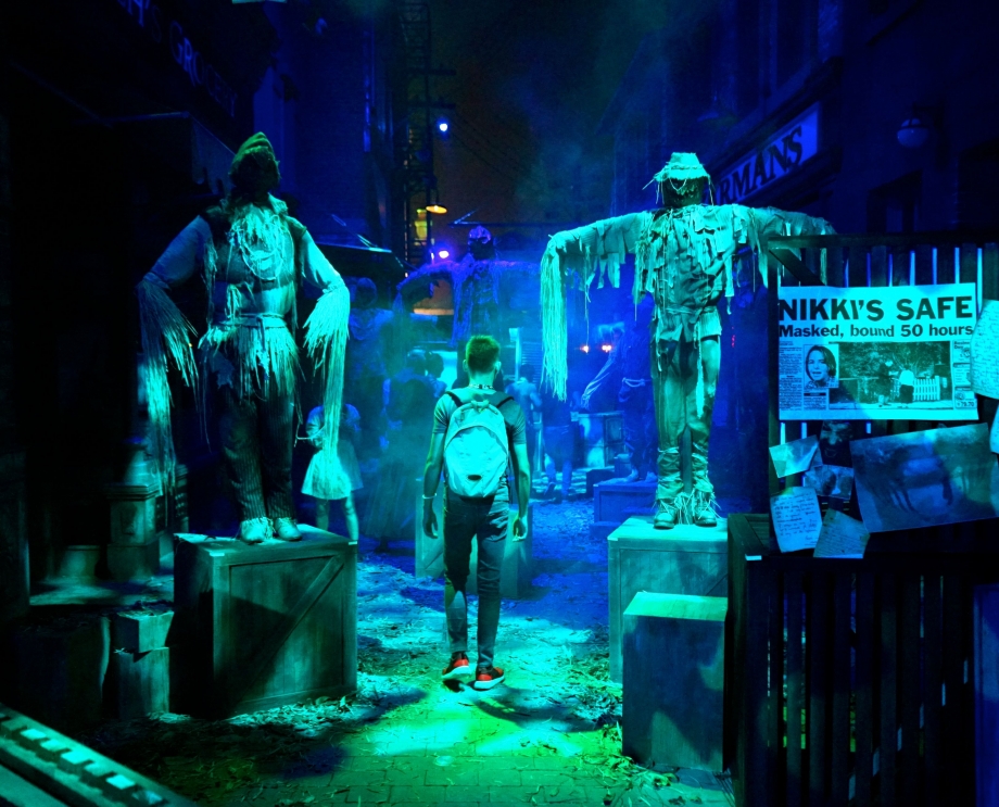Scarecrows Bogey Man Alley Halloween Horror Nights 4 - AspirantSG