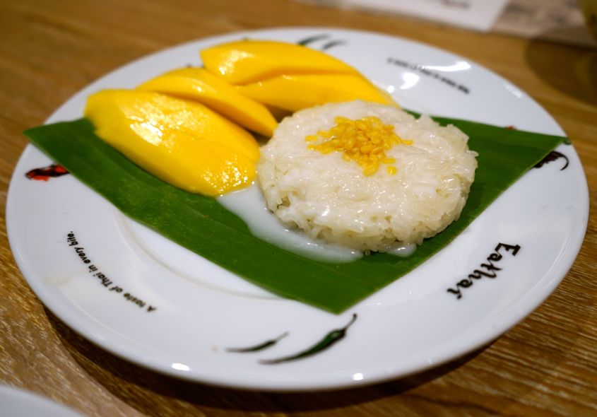 Mango Sticky Rice Dry At Eathai Central Embassy - AspirantSG