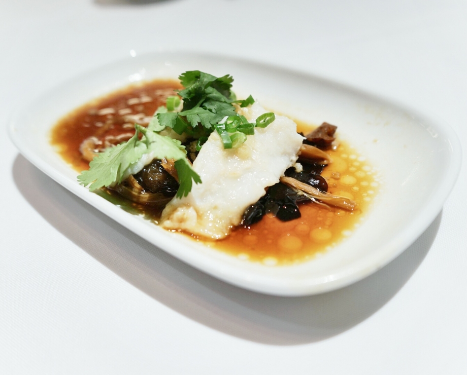 Steamed Fillet Of Snapper With Black Fungus and Lily Bud - AspirantSG