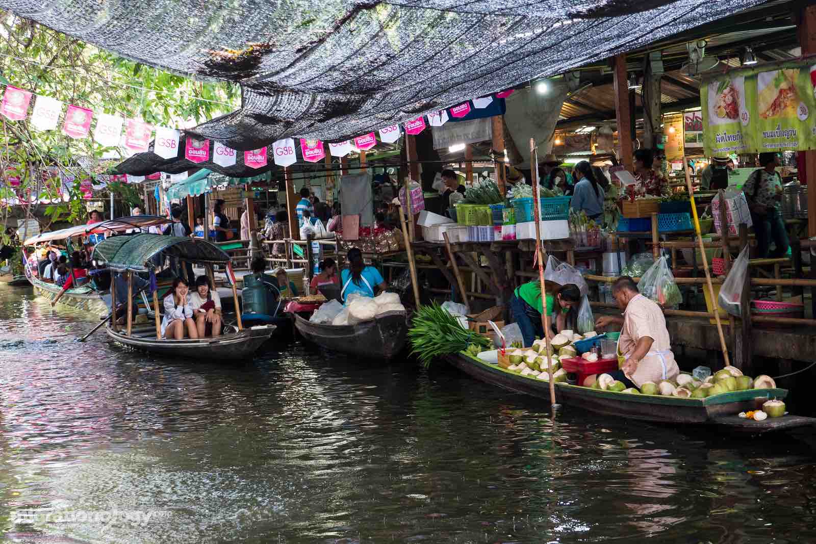Khlong Lat Mayom Floating Market - AspirantSG