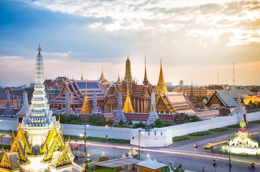 Wat Pra Kaew Bangkok Thailand - AspirantSG