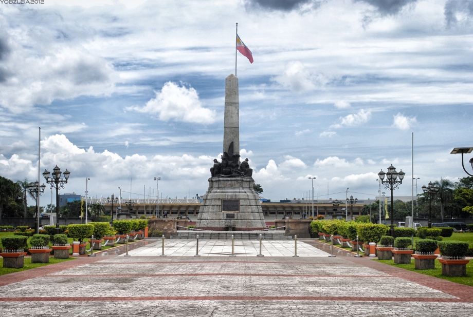 Rizal Park Manila Philippines - AspirantSG