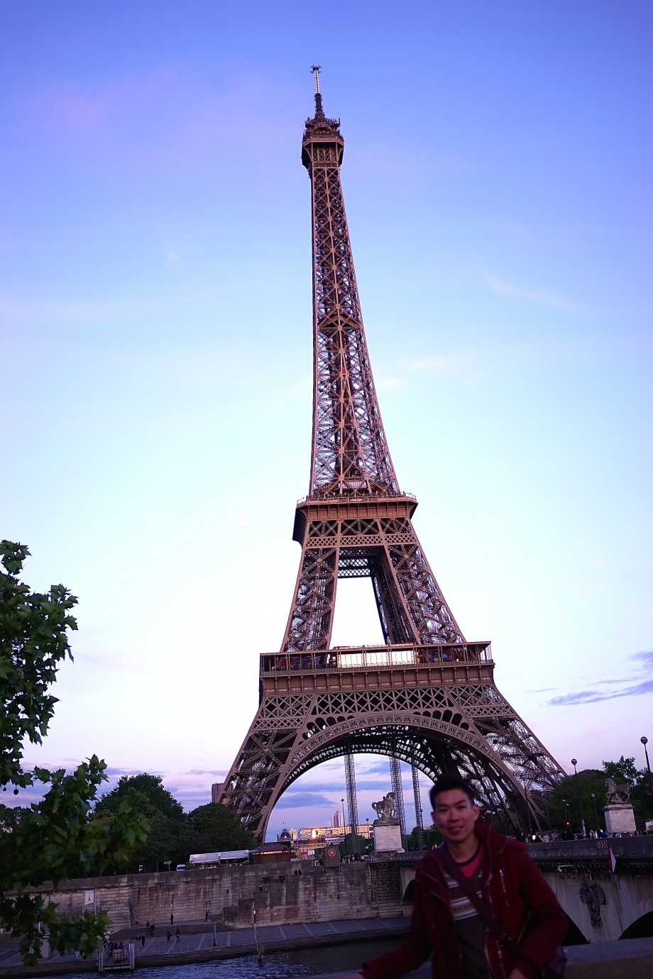 The Eiffel Tower From Afar - AspirantSG