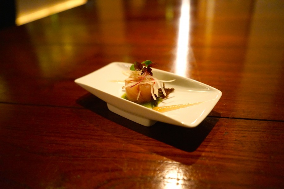 Sashimi of Yellowtail, Seaweed, Lemon, Radish - AspirantSG