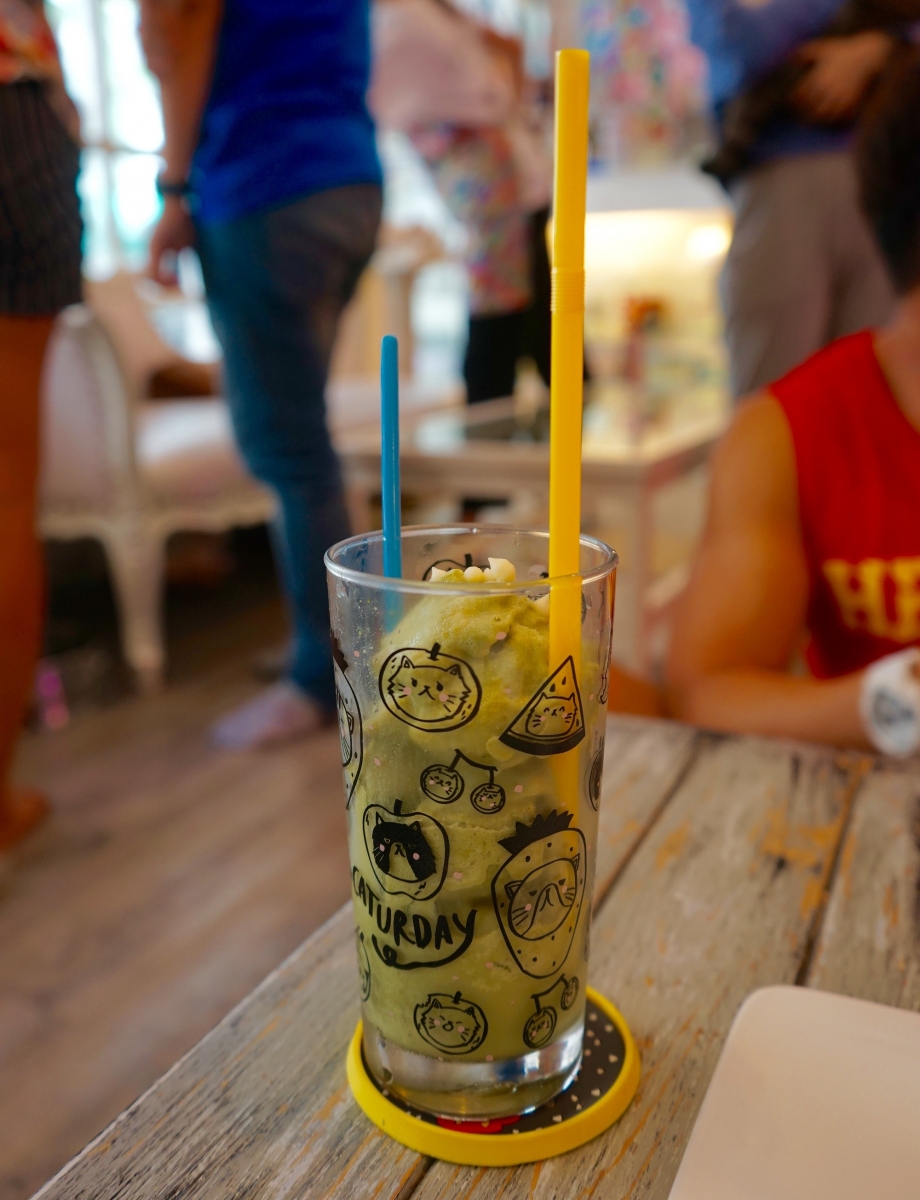 Matcha Milk Tea Frappe Caturday Cats Cafe Bangkok - AspirantSG
