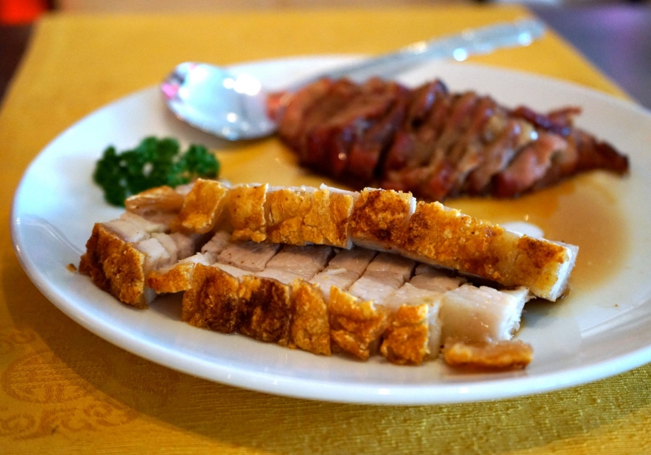 Crispy Skin Roasted Pork & Honey Glazed Barbecued Pork - AspirantSG