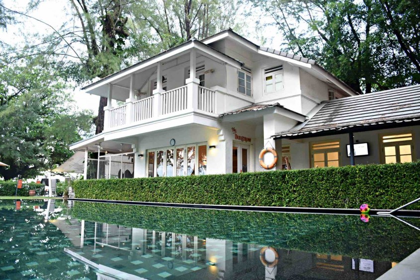 Lone Pine Hotel Penang - AspirantSG