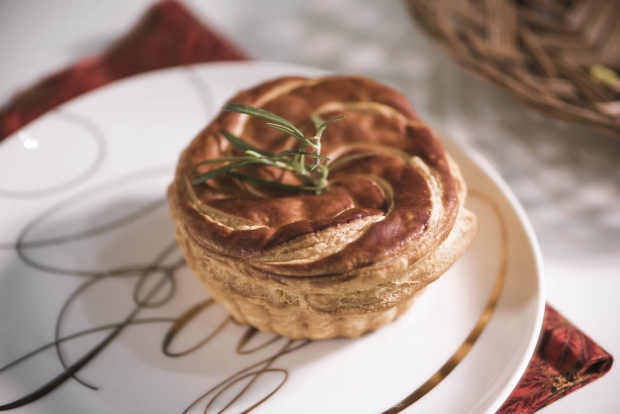 Starbucks Singapore Triple Turkey Pie - AspirantSG