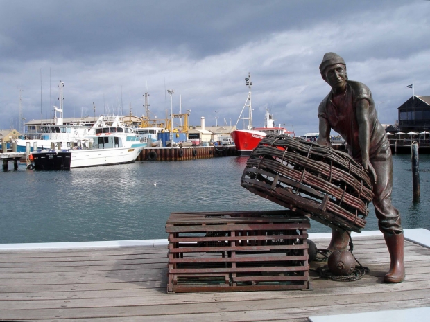 Fremantle Fishing Harbour Australia - AspirantSG