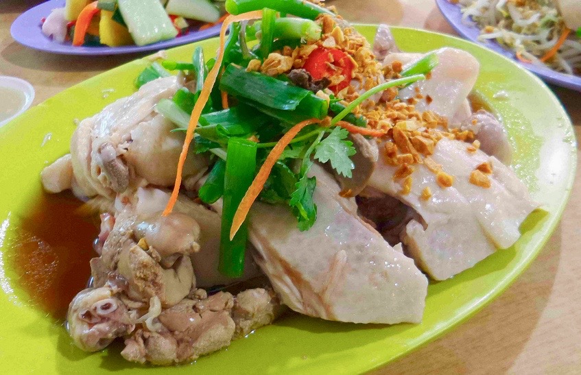 Delicious Bonesless Chicken Rice Singapore - AspirantSG