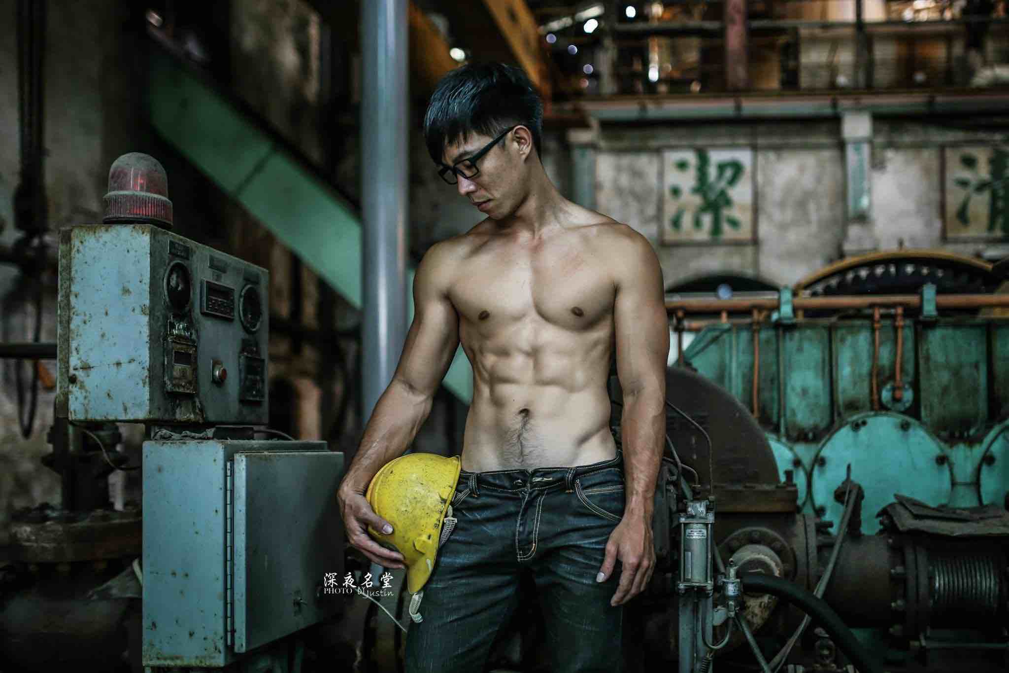 Justin Hsieh Photography Construction Worker - AspirantSG