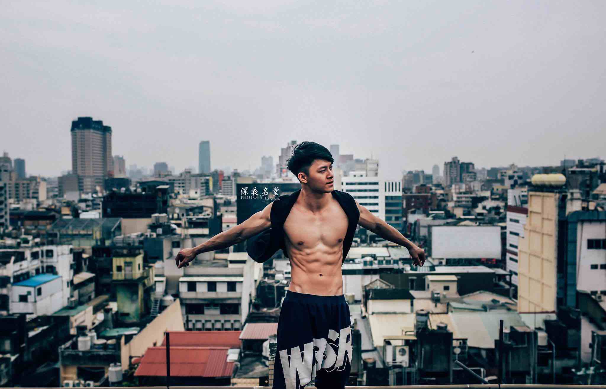 Justin Hsieh Photography Hunk Against Taipei City Back Drop - AspirantSG