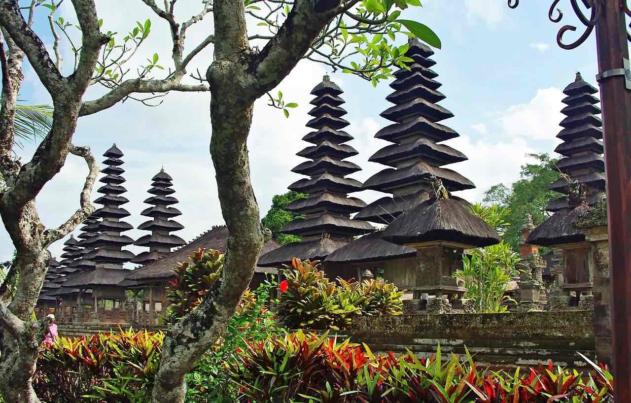 Temples At Ubud Bali Indonesia - AspirantSG