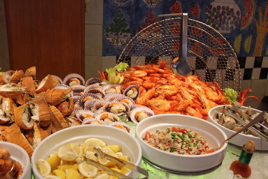 Asian Market Cafe, Fairmont Singapore - AspirantSG