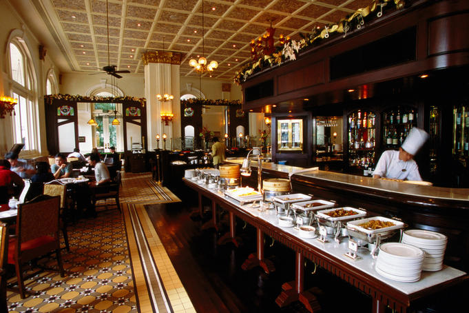 Bar and billiard room at Raffles Hotel - AspirantSG