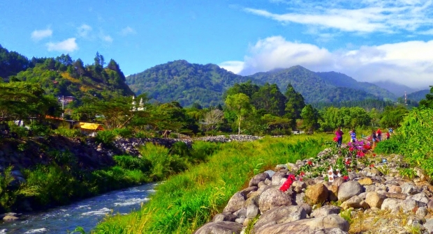 Boquete River Flowers Serenity Vista Panama - AspirantSG