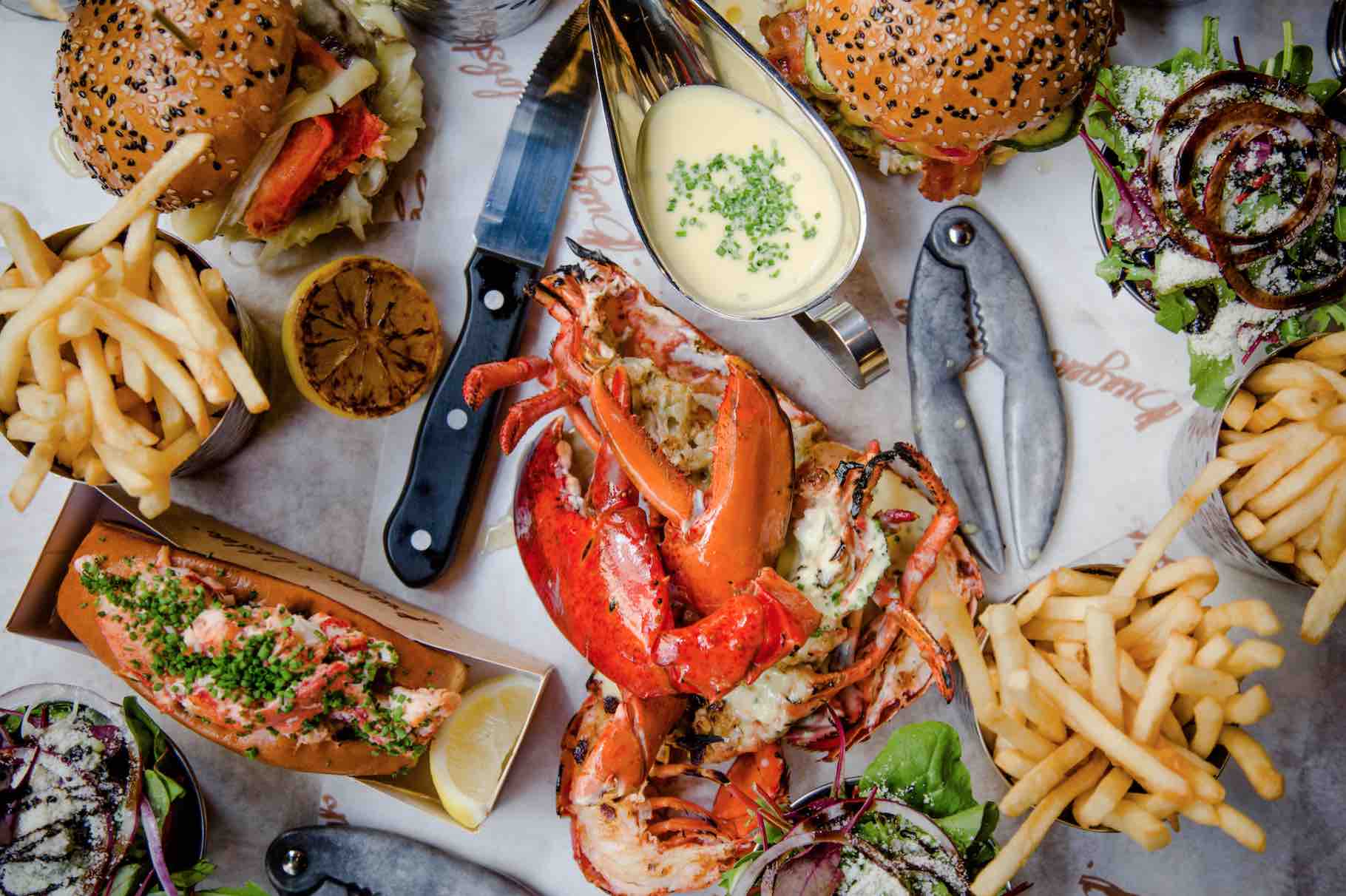 Burger And Lobster Genting Menu / Burger Lobster Opens In Singapore Jewel Changi Airport