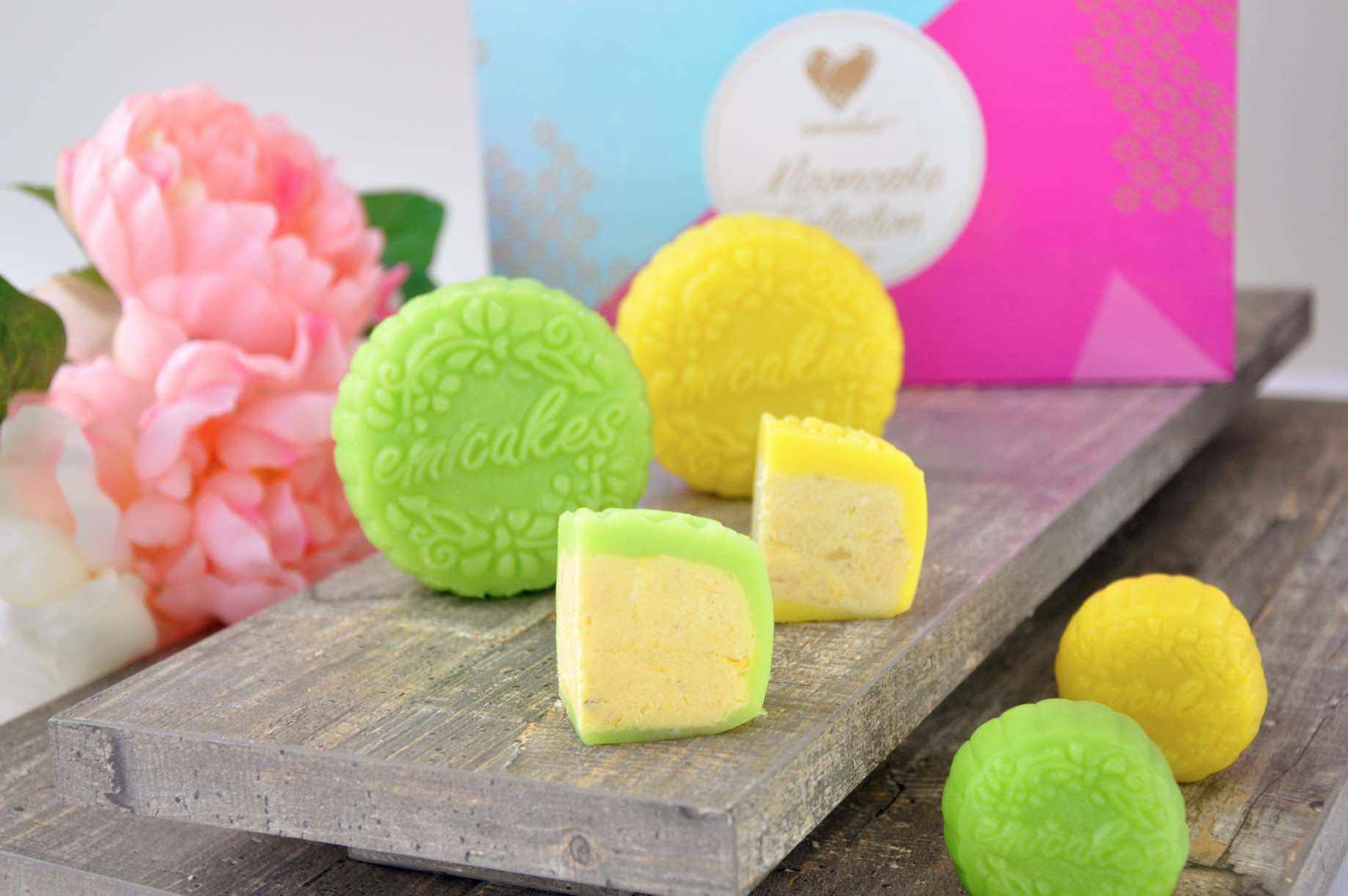 Emi Cakes Mooncakes - AspirantSG