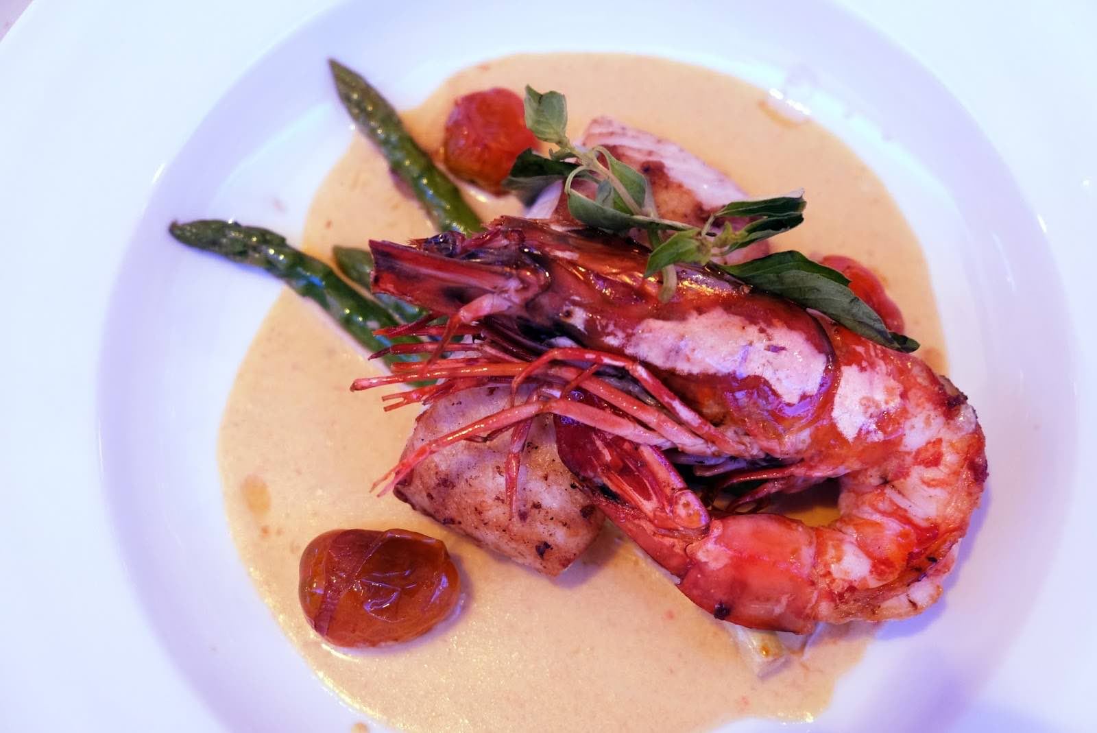 dining-at-club-med-bali-aspirantsg