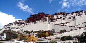 Potala Palace – Tombs of Past Dalai Lamas