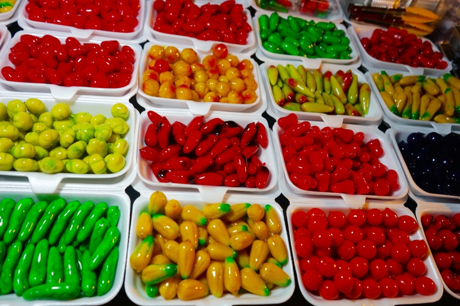 Fruit Shaped Jelly with Tau Sar Piah Fillings Talad Rot Fai Bangkok - AspirantSG