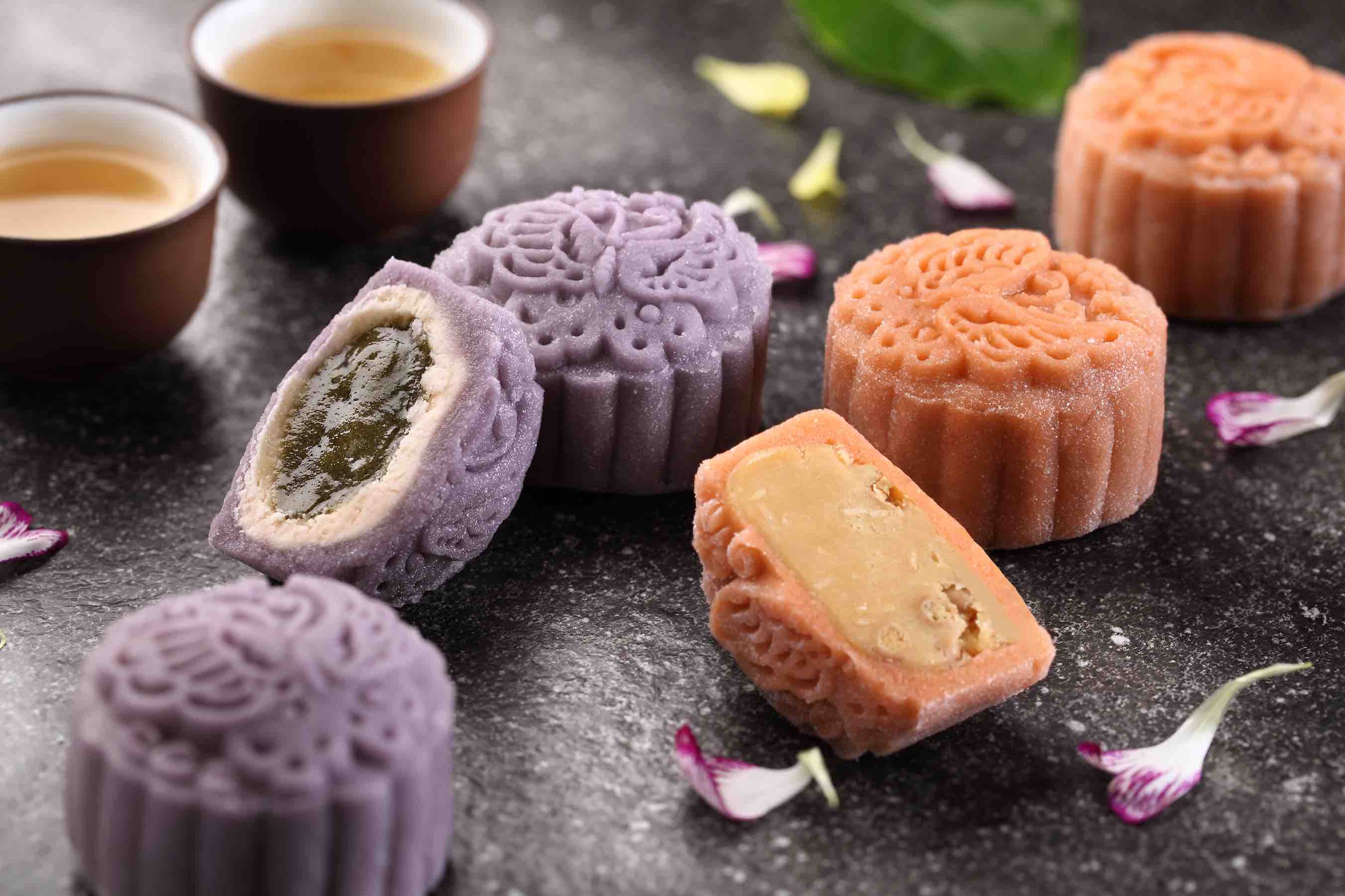 Celebrate Mid-Autumn With PrimaDéli Medley of Mooncake Flavours.