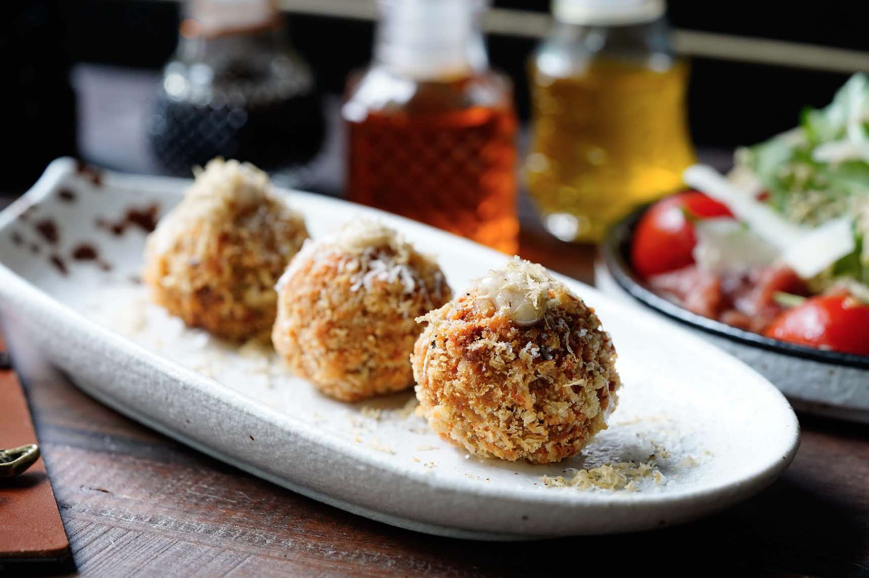 Ms Jigger Bangkok Inventive Cocktail & Dining At Kimpton MaaLai