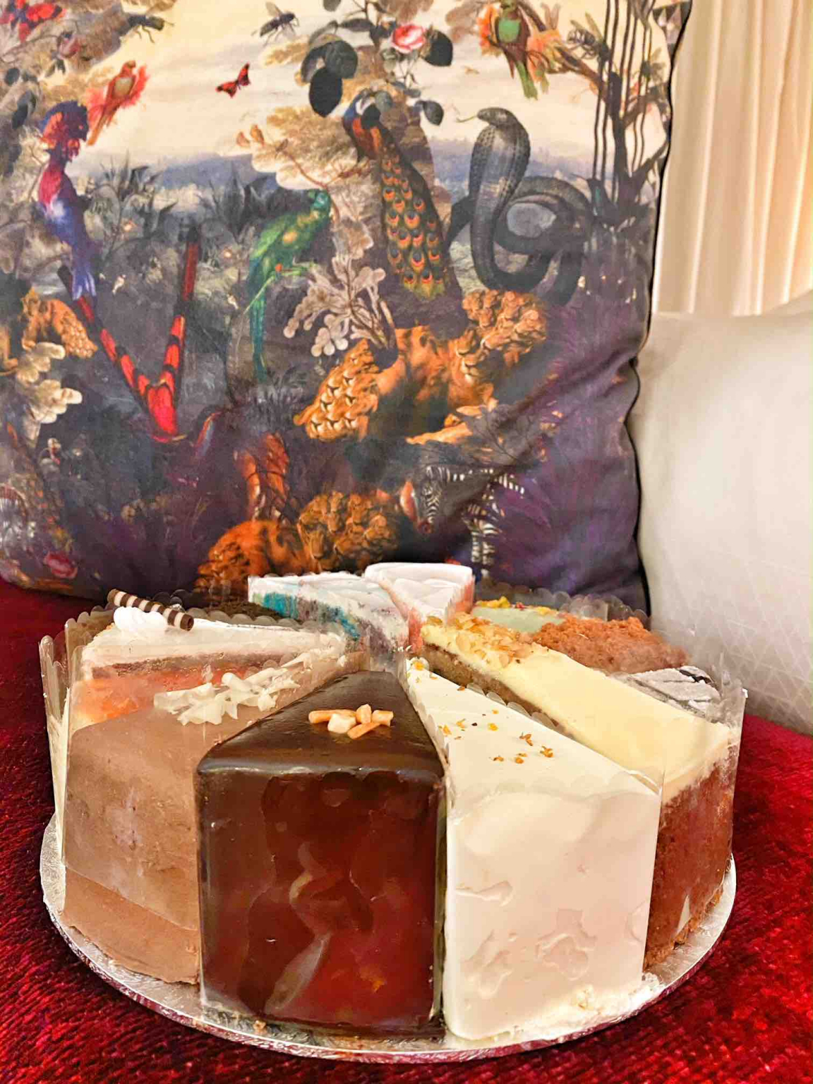 Cake Delivery Singapore Great Cake Selection & Delivers In Just An Hour!